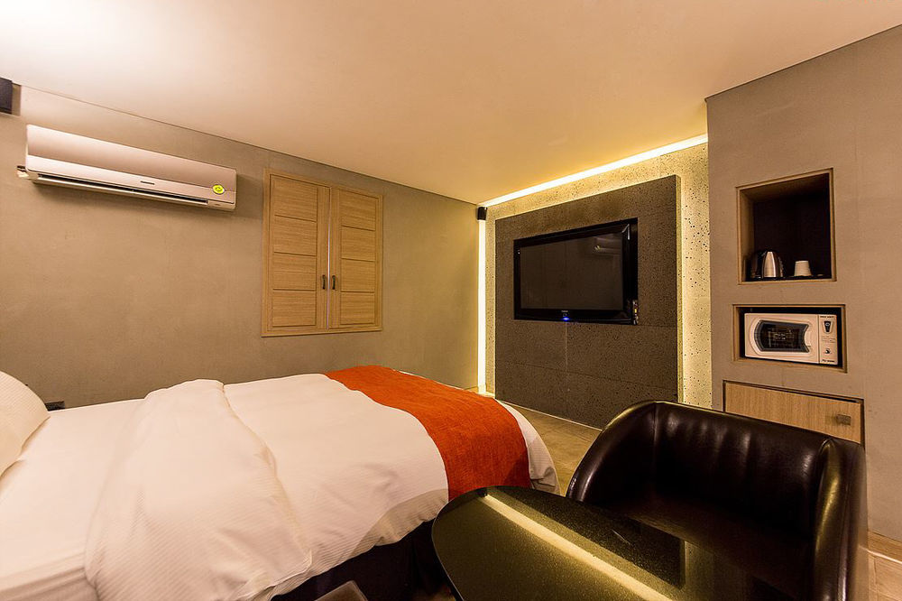 Tara Hotel Seoul Exterior photo